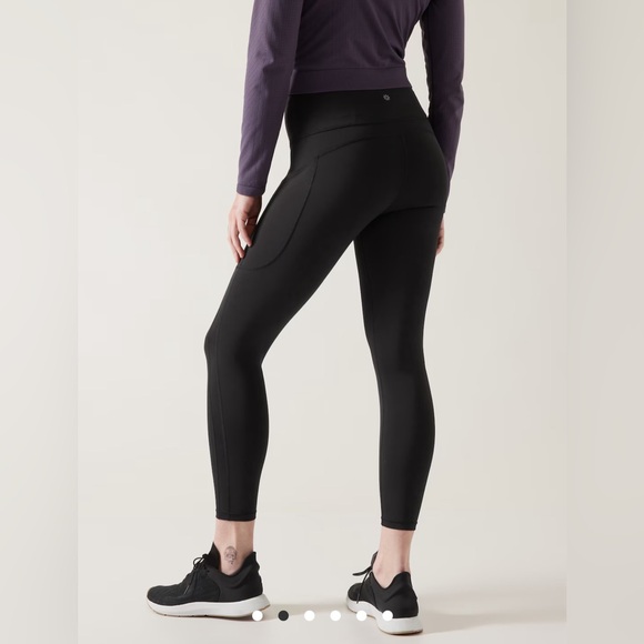 Athleta Ultimate Stash High Rise 7/8 Tight - Picture 7 of 9